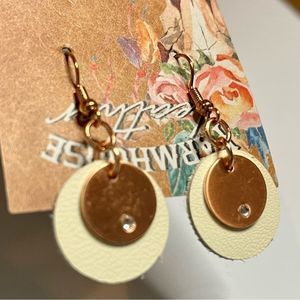 NWT Leather wire pierced earrings